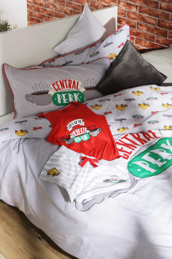 Nikud bez prijatelja pa ni u krevet. Set posteljine stoji 120 kuna