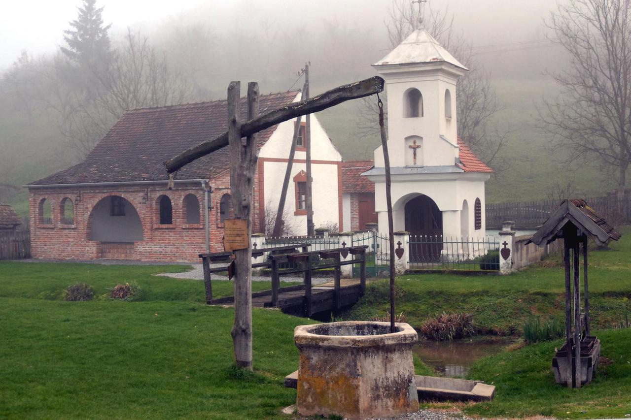FOTO Stara Kapela - selo u kojem je vrijeme stalo u prošlosti