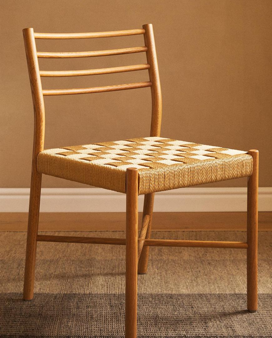 Drveni stolac pletenog stila od hrastovine uvijek je dobra investicija i sad je snižen na 999 kuna