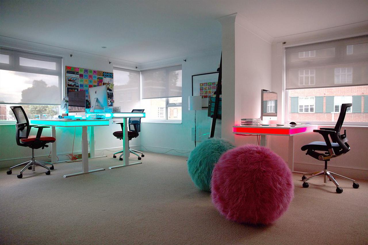 Air Table