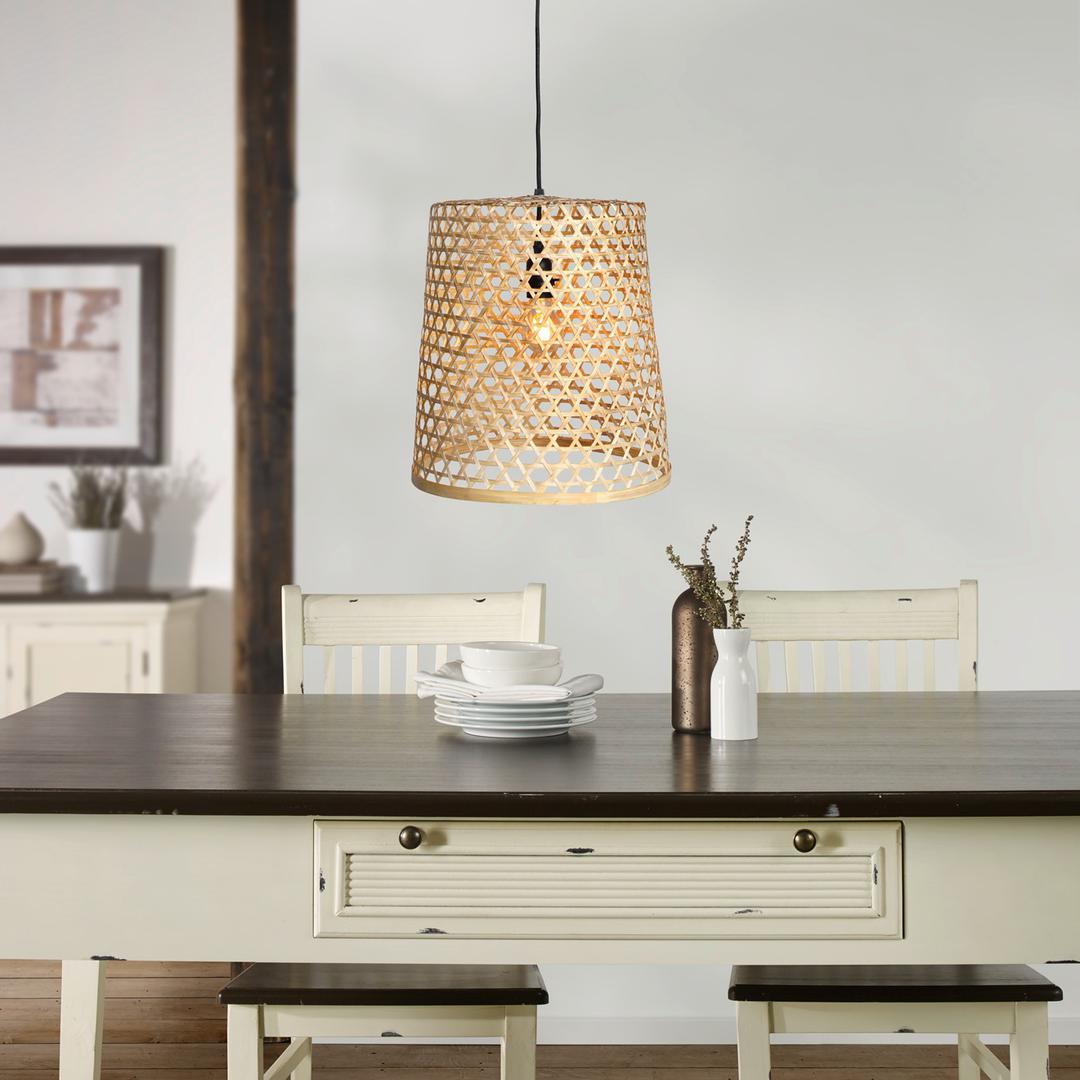 Lampe i visilice od ratana i jute ove su sezone must have. Sjajne komade ima H&M Home