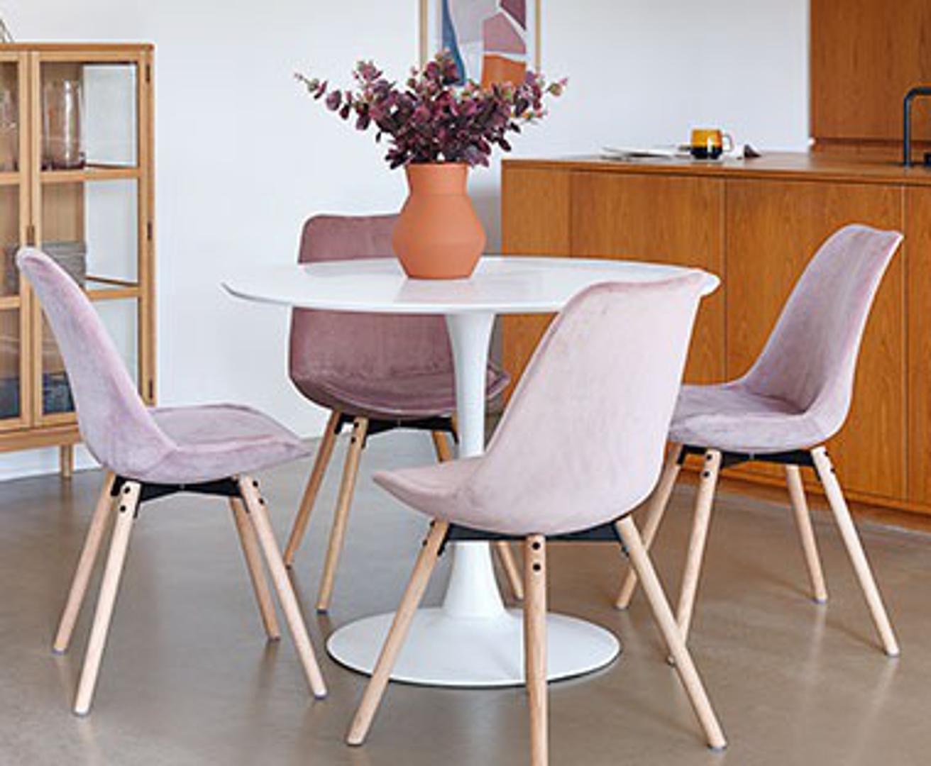 Povoljni i vrlo efektni, a uz to i praktični jer stanu i male prostore, ovi su stolci iz JYSK-a
