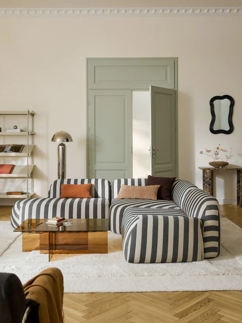
Westwing Collection
Prugasta kutna modularna sofa
€3,949 
