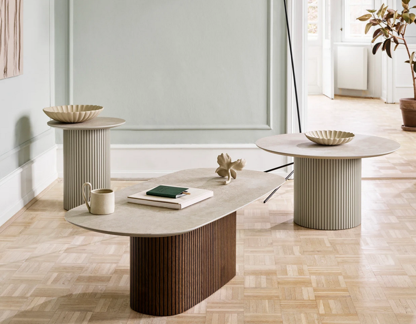 Za ljubitelje minimalizma skulptiralni stolići pun su pogodak