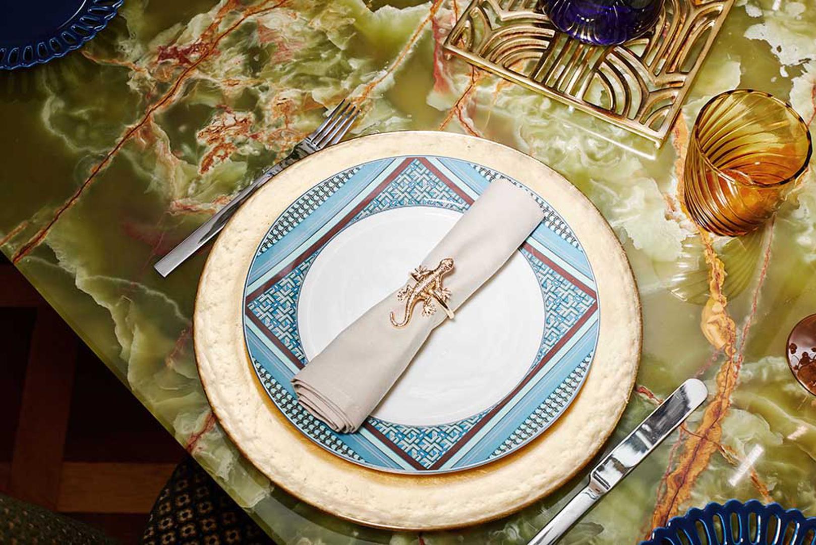 Pokažite svojim gostima koliko su posebni platnenim ubrusima i elegantnim držačima