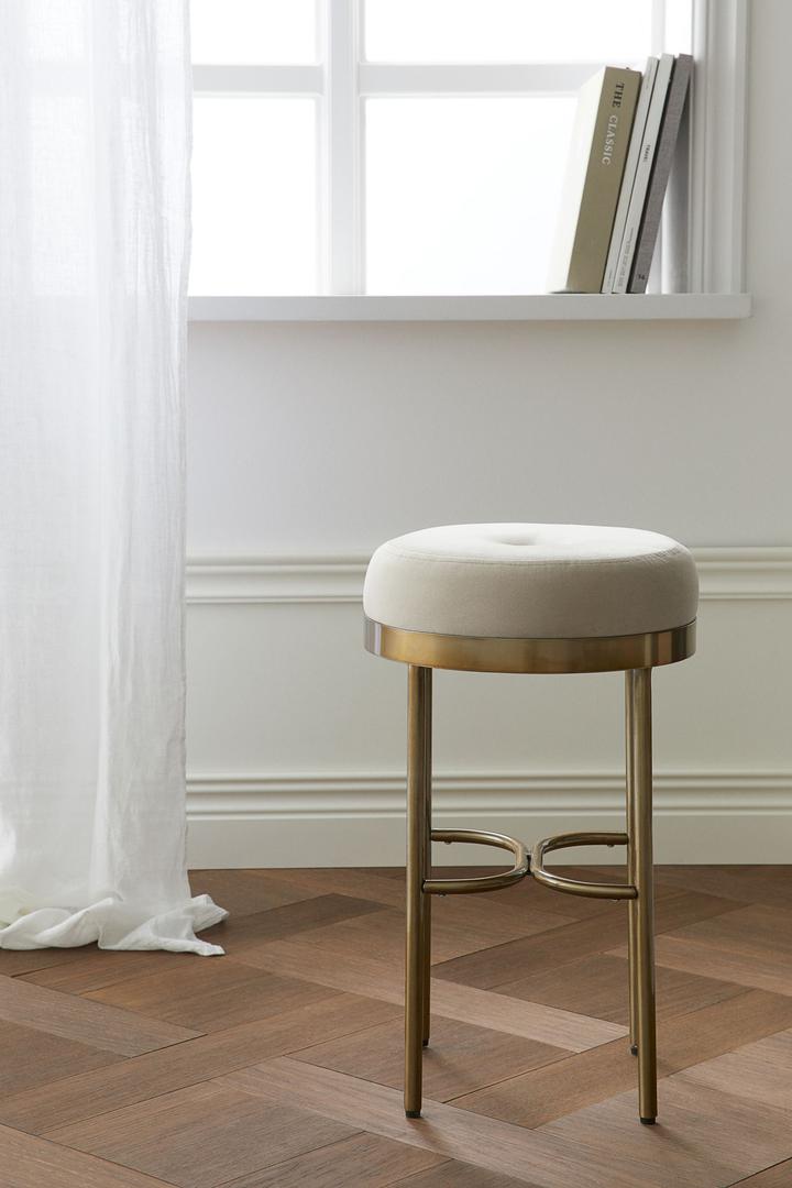 Elegancija i glamur uvijek su dobrodošli u interijeru, evo jednostavnog i efektnog detalja iz nove Zara Home kolekcije