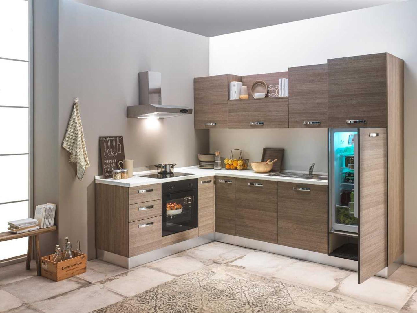 Kuhinje u L među najpopularnijim su modelima posljednjih godina, posebno u prostorima otvorenog koncepta