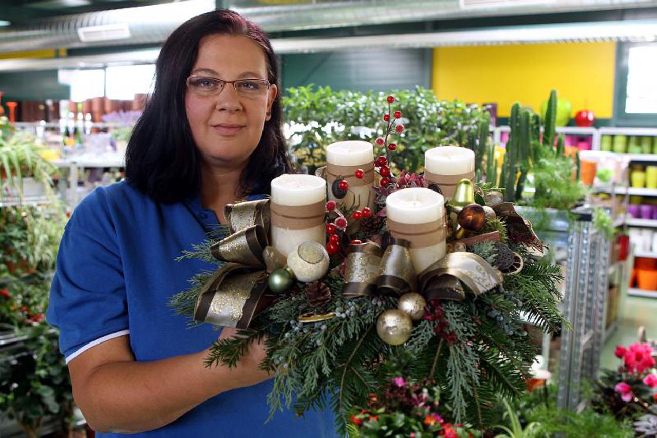 FOTO Želite sami izraditi adventski vijenac? Pogledajte kako!