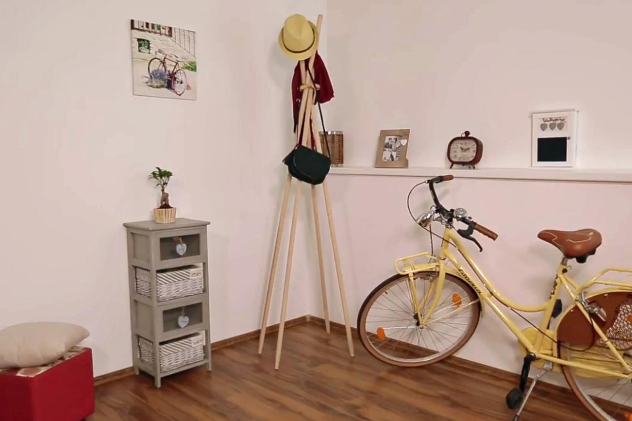Dobre ideje iz Peveca: Vješalica za sve prostore
