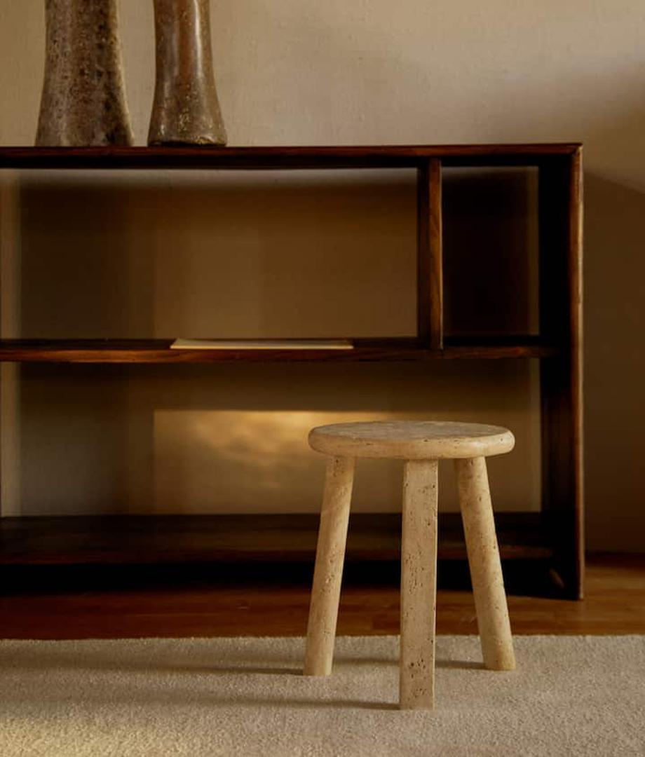 Ljubitelji minimalizma i prirodnih materijala zaljubit će se u ovaj stolac