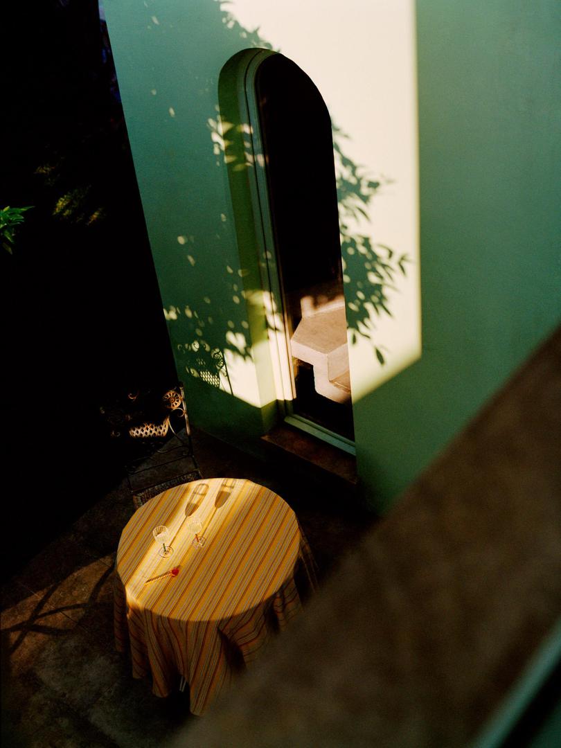 Fotografije koje prate priču također su predivne - umjetničke s dozom retro prizvuka