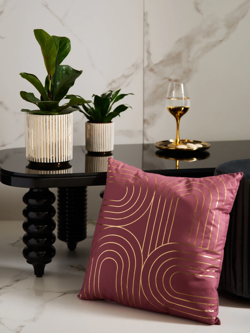 Dodajte boje u dom kroz detalje, iz luksuzni jastuk čija je cijena 6,99 eura