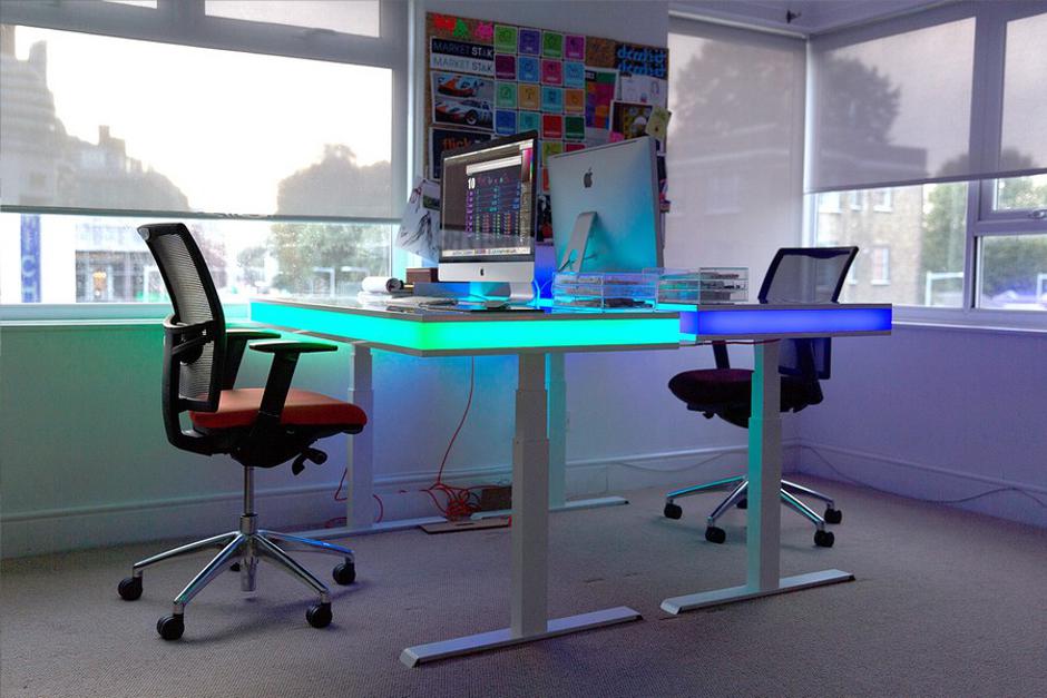 Air Table