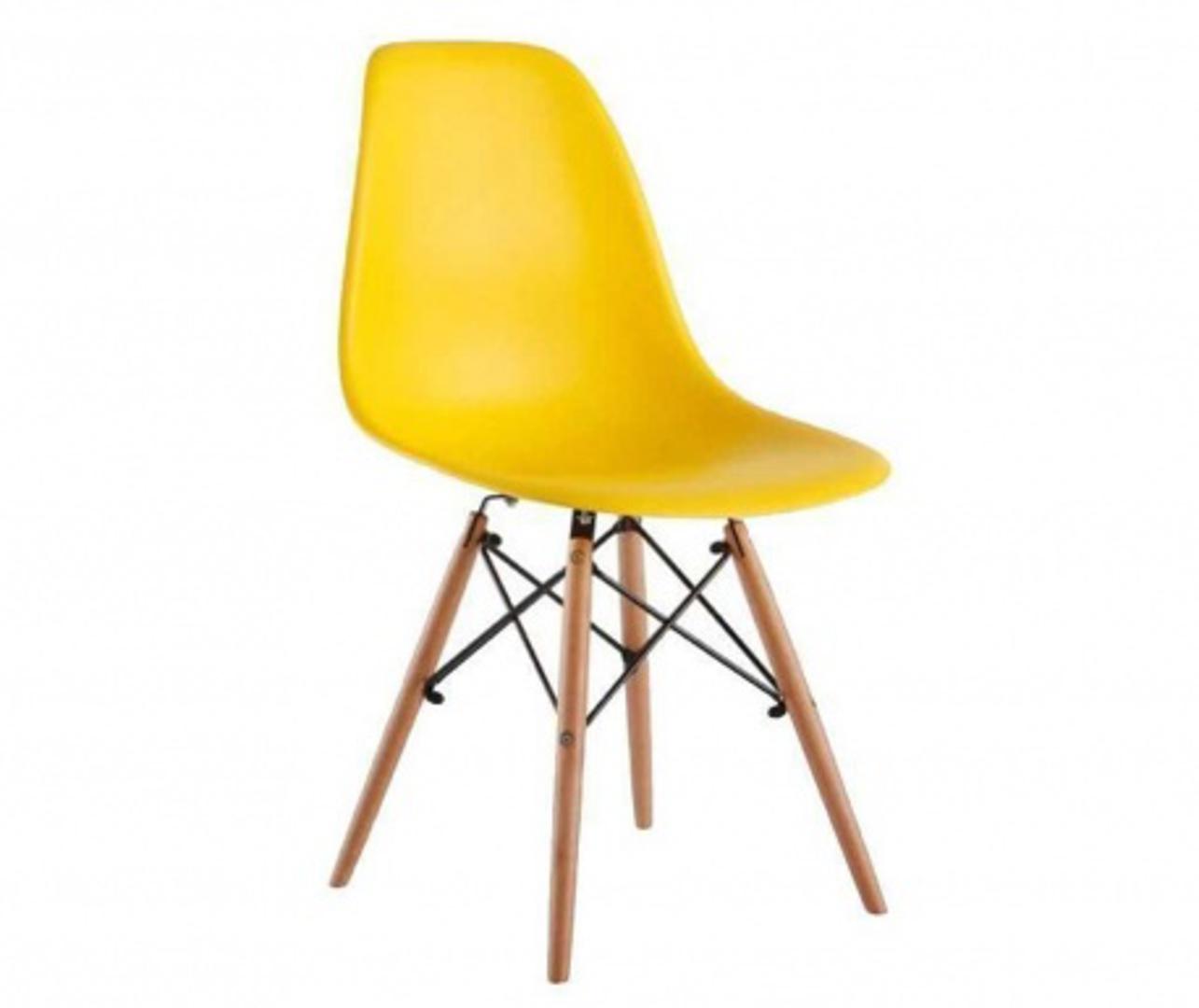Zanimljiv i atraktivan blagovanski stolac na raspordaji ćete moći kupiti za 138 kuna