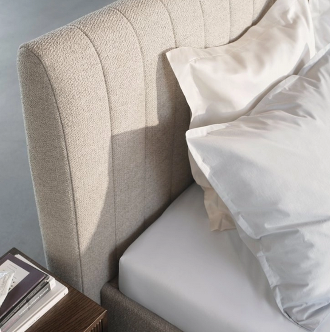 Prirodni materijali gotovo pa su obavezni, posebno kad govorimo o spavaćoj sobi - tu nema kompromisa