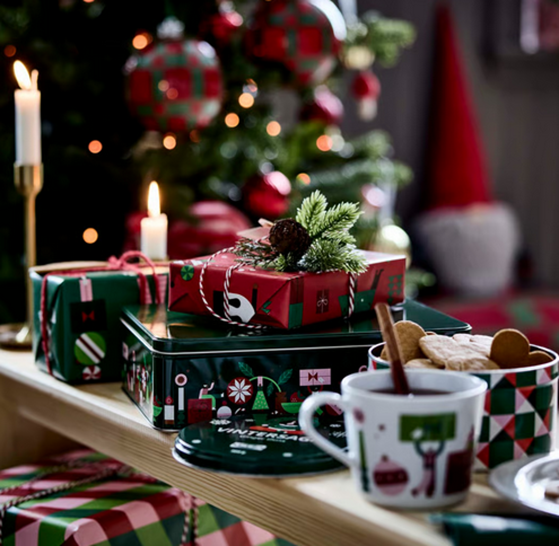 Mirisi su nešto što je neodvojivo povezano s božićnom atmosferom - uložite u njih u vidu mirisnih svijeća, difuzora ili pak  - čaja